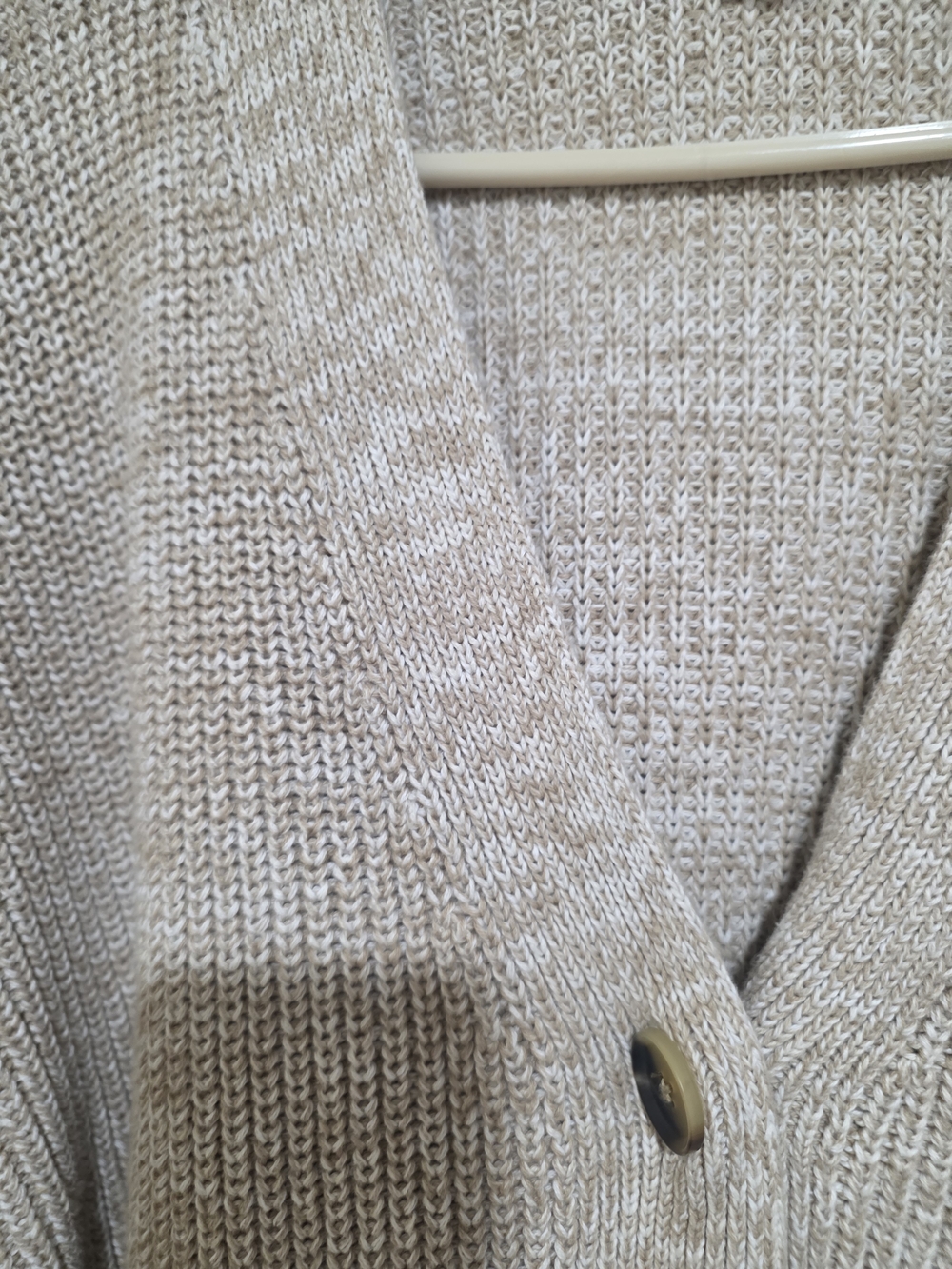 GAP Women's Cream Knit Button-Up Cardigan Sweater - Picture 8 of 9